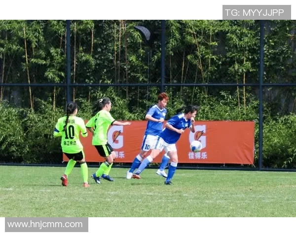 大巴黎与里昂激战正酣比分悬念迭起球迷热情高涨