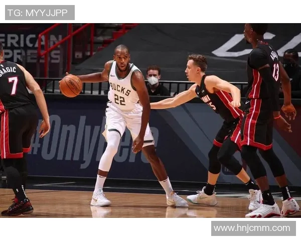 步行者与活塞精彩对决重播回顾赛场亮点与精彩瞬间分析