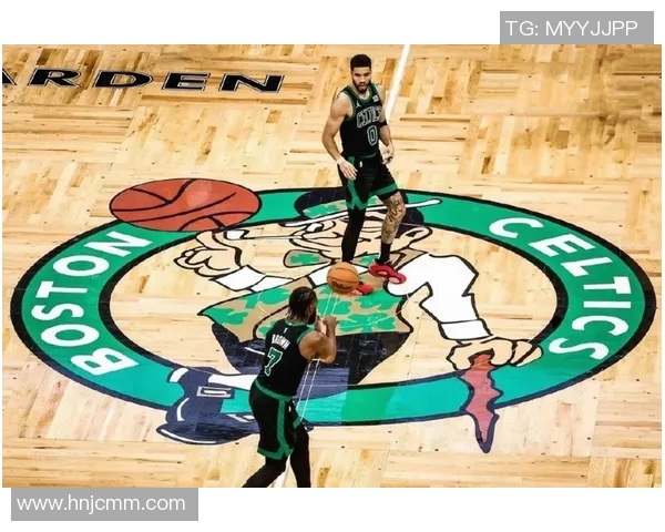 凯尔特人与勇士全场激战回顾精彩瞬间与战术分析